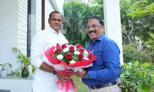 कोमातिरेड्डी वेंकट रेड्डी ने नलगोंडा कमिश्नर से Corporation को मॉडल बनाने का आग्रह किया