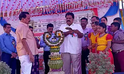 अगर छात्रों को शिक्षा से वंचित किया जाता है तो यह देश के लिए घातक है: Minister अगर छात्रों को शिक्षा से वंचित किया जाता है तो यह देश के लिए घातक है: Minister