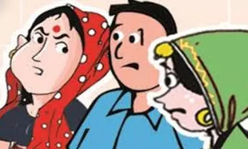 Saidnagar: दो पत्नियों के बीच समय का बंटवारा, पंचायत ने किया नियम निर्धारण Saidnagar: दो पत्नियों के बीच समय का बंटवारा, पंचायत ने किया नियम निर्धारण