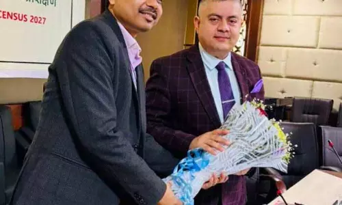 अमित ने जनगणना 2027 के लिए ट्रेनिंग के दौरान JKL DCO अधिकारियों को मोटिवेट किया अमित ने जनगणना 2027 के लिए ट्रेनिंग के दौरान JKL DCO अधिकारियों को मोटिवेट किया