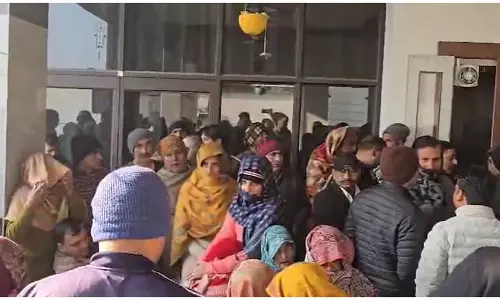 गोलियों से छलनी मिले 5 शव, लोग दहशत में दिख रहे, बड़ा अपडेट आया...
