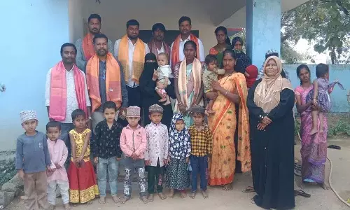 सरपंचों ने Pregnant महिलाओं को सरकारी पौष्टिक भोजन खाने की सलाह दी सरपंचों ने Pregnant महिलाओं को सरकारी पौष्टिक भोजन खाने की सलाह दी