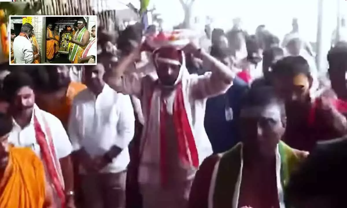 Andhra: पवन कल्याण ने कोटप्पाकोंडा मंदिर में पूजा-अर्चना की