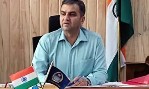 DC Ramban ने गांव हल्ला में जन शिकायत निवारण शिविर लगाया DC Ramban ने गांव हल्ला में जन शिकायत निवारण शिविर लगाया