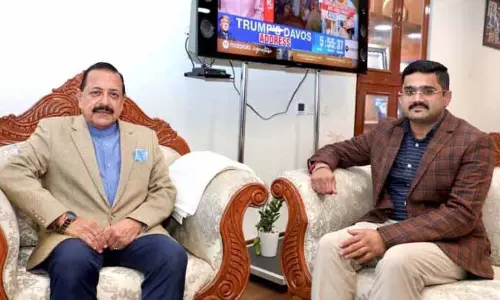 Ankit Gupta ने डॉ. जितेंद्र से मुलाकात की, युवा सशक्तिकरण पर चर्चा की