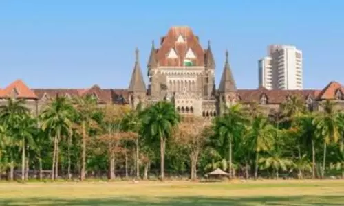 Bombay High Court ने उल्हासनगर ब्रिज पर ऑपरेशन फिर से शुरू करने का आदेश दिया Bombay High Court ने उल्हासनगर ब्रिज पर ऑपरेशन फिर से शुरू करने का आदेश दिया