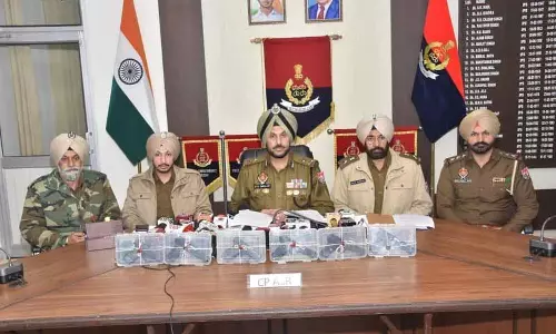 Amritsar: सीमा पार से हथियार तस्करी करने वाले मॉड्यूल का भंडाफोड़, 2 गिरफ्तार