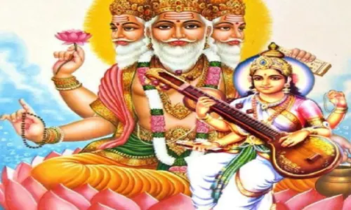 बसंत पंचमी पर मां सरस्वती और ब्रह्मा का संयुक्त आशीर्वाद लेने आते हैं भक्त, अनोखी है इस मंदिर की प्रतिमा बसंत पंचमी पर मां सरस्वती और ब्रह्मा का संयुक्त आशीर्वाद लेने आते हैं भक्त, अनोखी है इस मंदिर की प्रतिमा