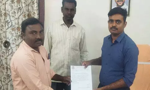 Singareni Mallepally ओपनकास्ट वर्क्स में वाहनों के खिलाफ आरोप Singareni Mallepally ओपनकास्ट वर्क्स में वाहनों के खिलाफ आरोप