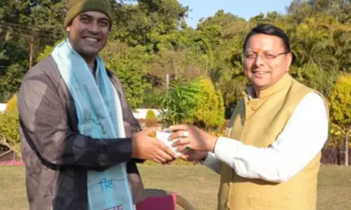 Dehradun: जुबिन नौटियाल ने सीएम धामी से की औपचारिक भेंट Dehradun: जुबिन नौटियाल ने सीएम धामी से की औपचारिक भेंट