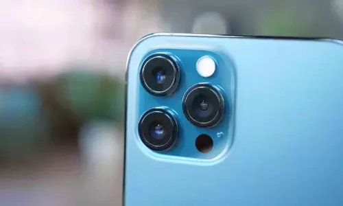Phone कैमरा: सिर्फ फोटो नहीं, कई अद्भुत फीचर्स भी
