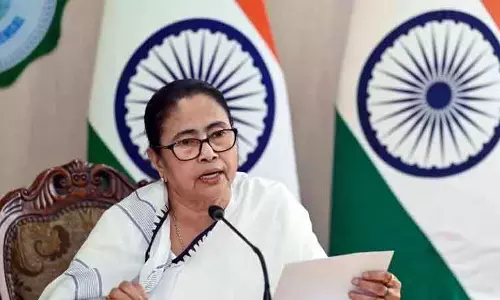 Mamata Banerjee का चुनाव आयोग पर सीधा वार: EC छीन रहा है वोटरों की शक्ति