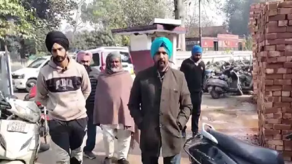 महिला की लाश होटल में मिली थी, हत्या करने वाला पति अरेस्ट महिला की लाश होटल में मिली थी, हत्या करने वाला पति अरेस्ट