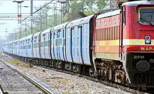 14 यात्री ट्रेनें रद्द, 31 जनवरी तक परेशान होंगे यात्री 14 यात्री ट्रेनें रद्द, 31 जनवरी तक परेशान होंगे यात्री