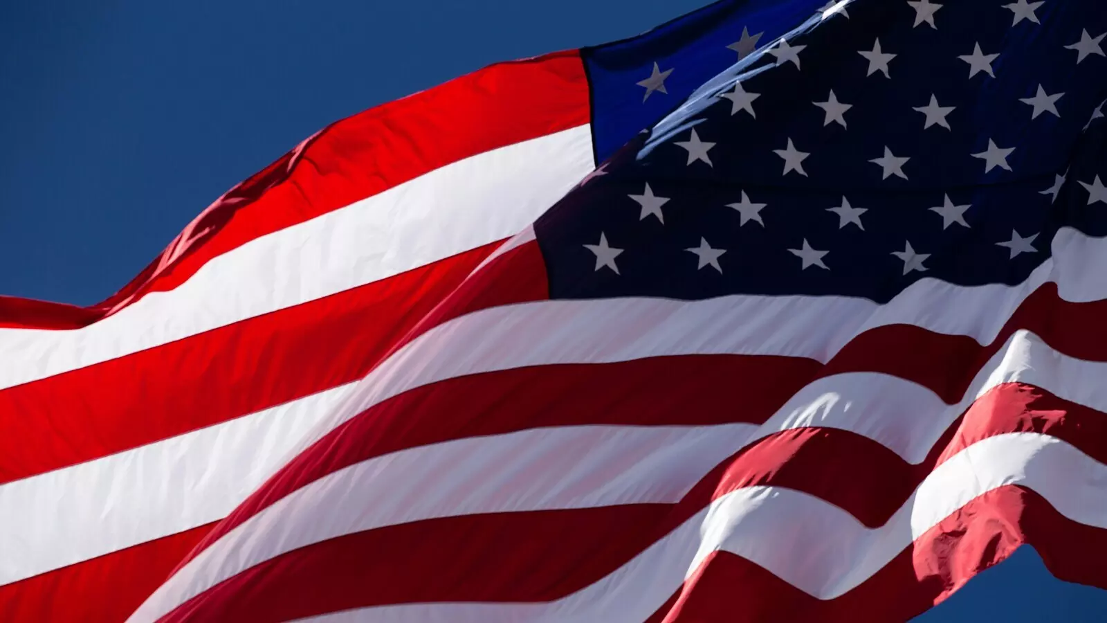 नए H-1B नियम से बड़े फ़ायदे होने का वादा, कानूनी पचड़े में फंसा: US watchdog नए H-1B नियम से बड़े फ़ायदे होने का वादा, कानूनी पचड़े में फंसा: US watchdog