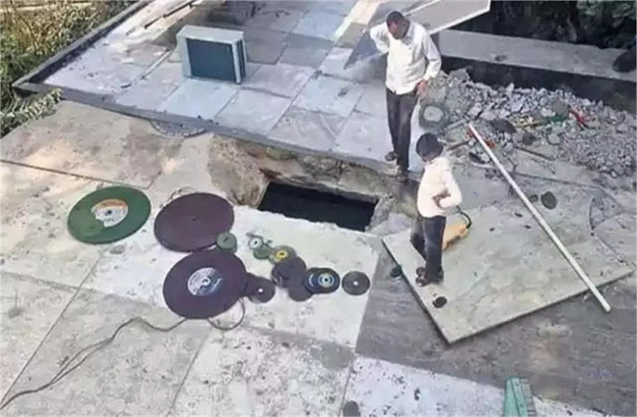 Rajasthan: बैंक ऑफ बड़ौदा में बड़ी चोरी, इलाके में हड़कंप Rajasthan: बैंक ऑफ बड़ौदा में बड़ी चोरी, इलाके में हड़कंप