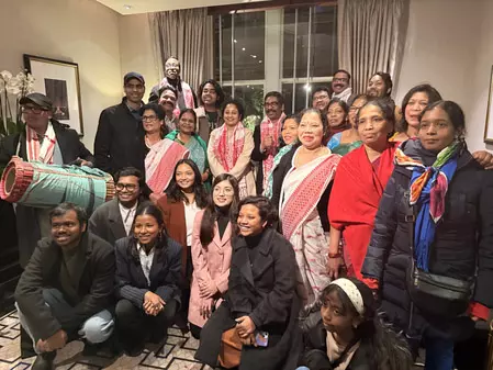 झारखंड के मुख्यमंत्री हेमंत सोरेन लंदन पहुंचे: ऑक्सफोर्ड यूनिवर्सिटी में देंगे व्याख्यान, स्वागत से हुए अभिभूत झारखंड के मुख्यमंत्री हेमंत सोरेन लंदन पहुंचे: ऑक्सफोर्ड यूनिवर्सिटी में देंगे व्याख्यान, स्वागत से हुए अभिभूत