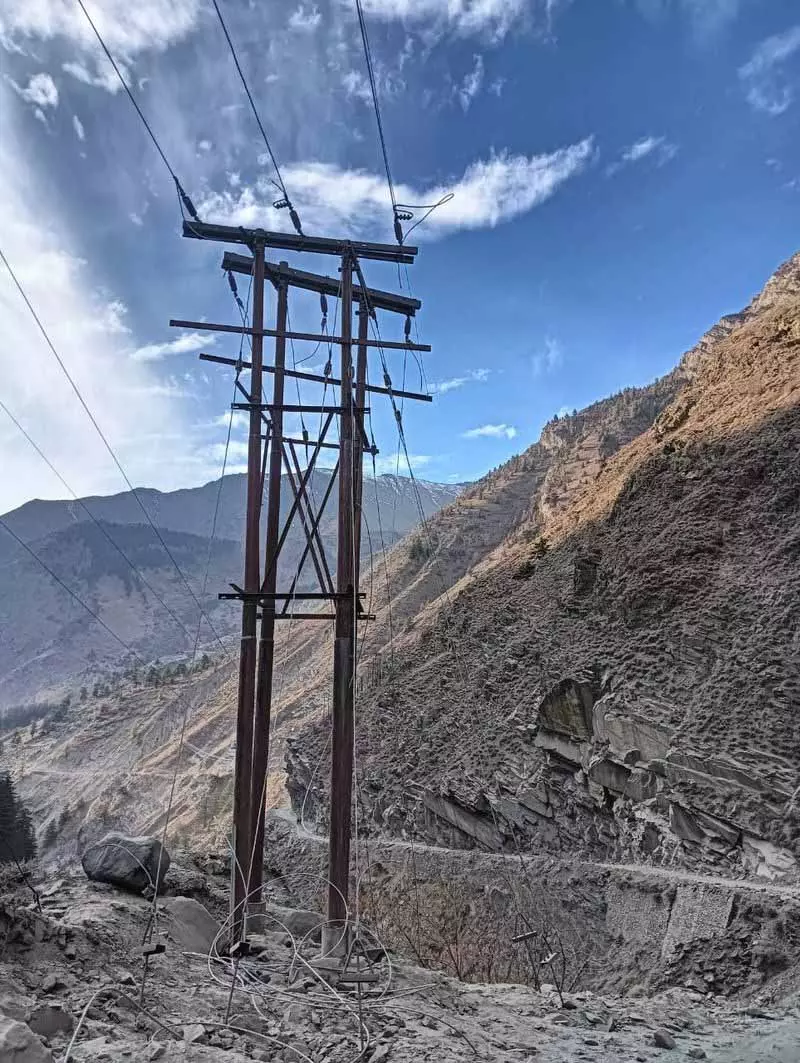 Nurpur City के लोगों के लिए बिजली कटौती मुसीबत बन गई है Nurpur City के लोगों के लिए बिजली कटौती मुसीबत बन गई है