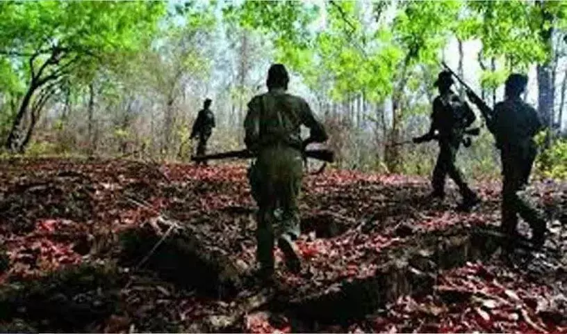 Jharkhand के पश्चिमी सिंहभूम में सुरक्षा बलों के साथ मुठभेड़ में 10 माओवादी मारे गए Jharkhand के पश्चिमी सिंहभूम में सुरक्षा बलों के साथ मुठभेड़ में 10 माओवादी मारे गए