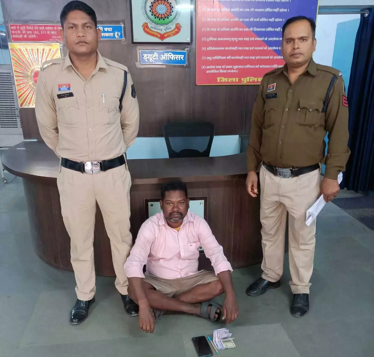 सट्टा रैकेट पर कार्रवाई, संचालित कर रहा था आदतन बदमाश सट्टा रैकेट पर कार्रवाई, संचालित कर रहा था आदतन बदमाश