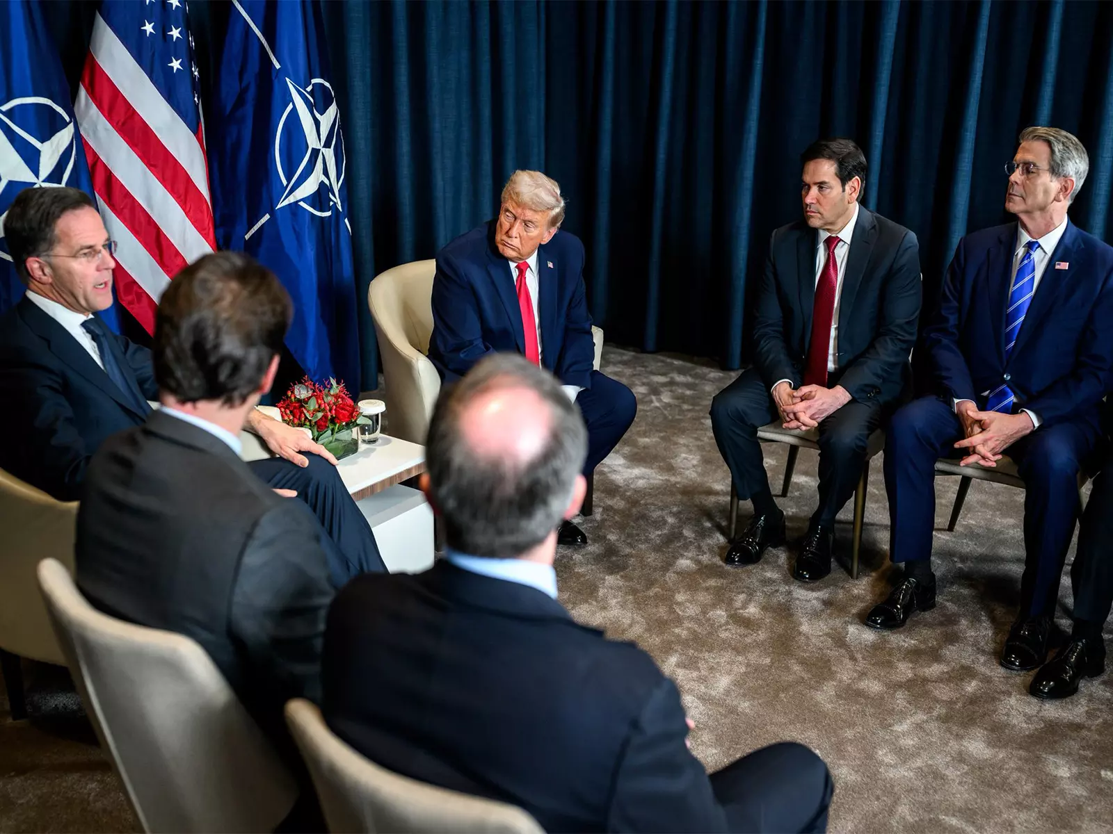 Trump ने ग्रीनलैंड पर नरम रुख अपनाया Trump ने ग्रीनलैंड पर नरम रुख अपनाया