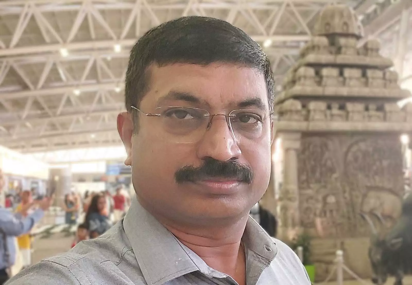 CM साय के नवनियुक्त सलाहकार आर. कृष्णा दास को दिया केबिनेट मंत्री का दर्जा CM साय के नवनियुक्त सलाहकार आर. कृष्णा दास को दिया केबिनेट मंत्री का दर्जा