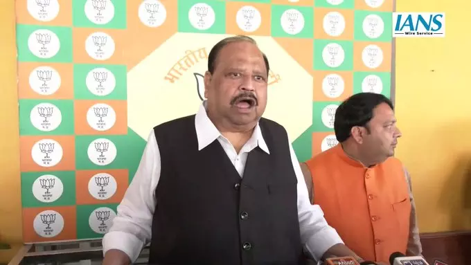 मध्य प्रदेश मंत्री चेतन कश्यप ने पार्टी कार्यालय में किया दौरा मध्य प्रदेश मंत्री चेतन कश्यप ने पार्टी कार्यालय में किया दौरा