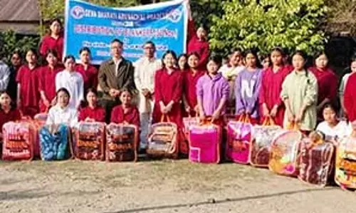 Arunachal: SBAP ने KGBV स्टूडेंट्स को कंबल बांटे