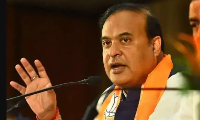असम के मुख्यमंत्री ने बांग्लादेश में उल्फा नेताओं की आवाजाही को लेकर सुरक्षा चिंता जताई असम के मुख्यमंत्री ने बांग्लादेश में उल्फा नेताओं की आवाजाही को लेकर सुरक्षा चिंता जताई