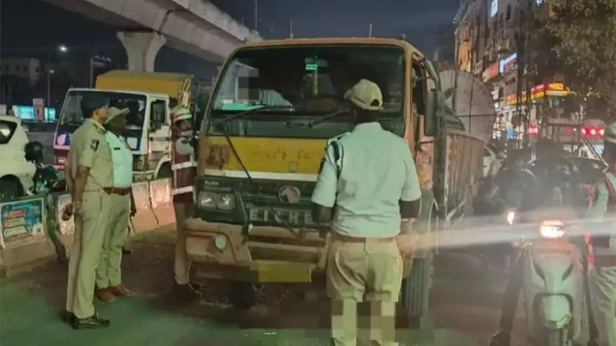 Hyderabad: नए साल के मौके पर शराब पीकर गाड़ी चलाने के आरोप में 270 लोगों को जेल भेजा गया Hyderabad: नए साल के मौके पर शराब पीकर गाड़ी चलाने के आरोप में 270 लोगों को जेल भेजा गया