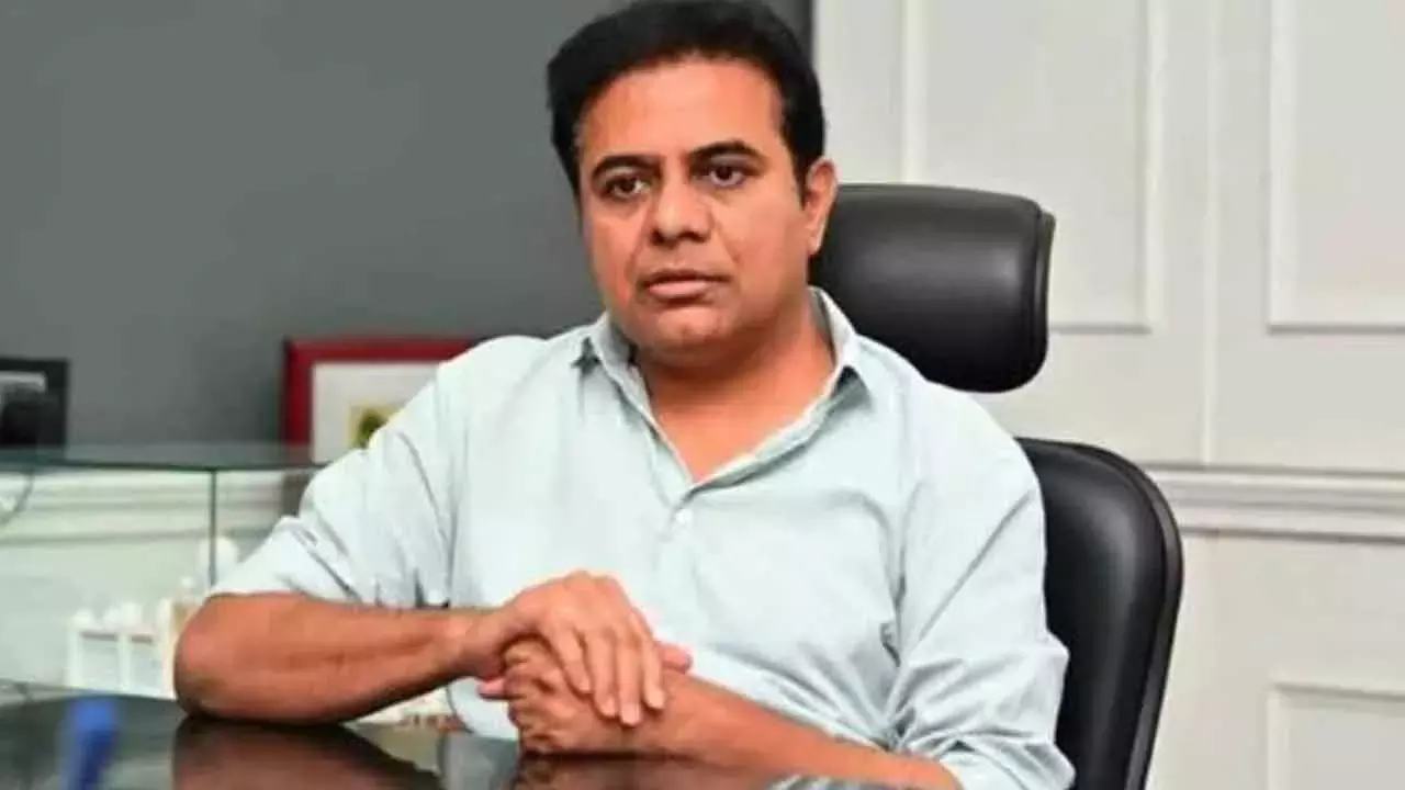 Telangana: फोन टैपिंग मामले में KTR को SIT का नोटिस Telangana: फोन टैपिंग मामले में KTR को SIT का नोटिस