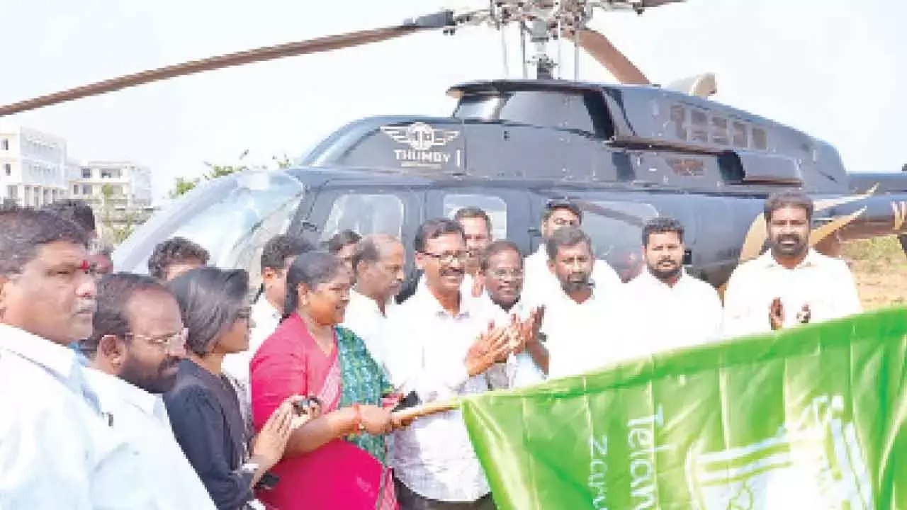 Telangana: सम्मक्का-सरलम्मा के शीघ्र दर्शन के लिए हेलीकाप्टर सेवाएँ Telangana: सम्मक्का-सरलम्मा के शीघ्र दर्शन के लिए हेलीकाप्टर सेवाएँ
