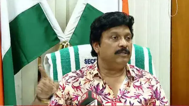 Kerala: ओमन चांडी ने दखल देकर मेरे परिवार को बर्बाद कर दिया, मंत्री गणेश कुमार ने कहा Kerala: ओमन चांडी ने दखल देकर मेरे परिवार को बर्बाद कर दिया, मंत्री गणेश कुमार ने कहा