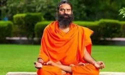 Swami Ramdev Health Tips: ठंड बचने के लिए स्वामी रामदेव ने बताए ये जबरदस्त योगासन Swami Ramdev Health Tips: ठंड बचने के लिए स्वामी रामदेव ने बताए ये जबरदस्त योगासन