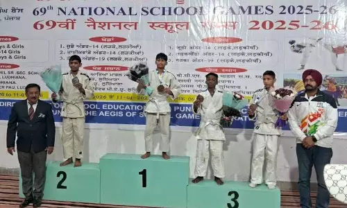 Jalandhar: युवा जूडो खिलाड़ी ने नेशनल स्कूल गेम्स में गोल्ड जीता, अब ओलंपिक पर नज़र Jalandhar: युवा जूडो खिलाड़ी ने नेशनल स्कूल गेम्स में गोल्ड जीता, अब ओलंपिक पर नज़र