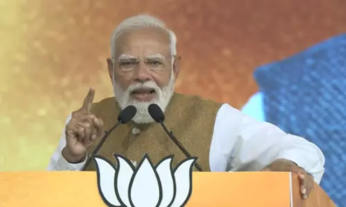 एलडीएफ और यूडीएफ ने केरल को बुनियादी सुविधाओं और बेहतर ढांचे से वंचित रखा: पीएम मोदी एलडीएफ और यूडीएफ ने केरल को बुनियादी सुविधाओं और बेहतर ढांचे से वंचित रखा: पीएम मोदी