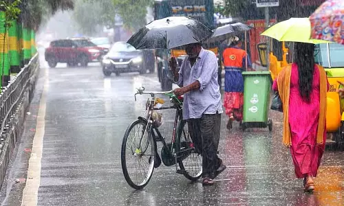 कुछ दिनों के गैप के बाद Chennai में बारिश हुई