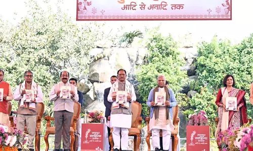 गणतंत्र के अमृतकाल में साहित्य उत्सव का आयोजन हमारी समृद्ध सांस्कृतिक चेतना का प्रतीक : CM विष्णुदेव साय गणतंत्र के अमृतकाल में साहित्य उत्सव का आयोजन हमारी समृद्ध सांस्कृतिक चेतना का प्रतीक : CM विष्णुदेव साय
