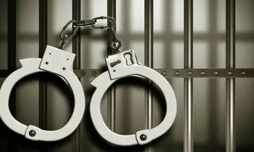 Kerala : नाबालिग ड्राइवरों को गिरफ्तार किया गया, कार और स्कूटर हिरासत में