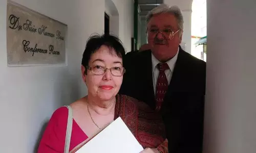 Anita Bose ने नेताजी की 129वीं जयंती पर उनकी अस्थियों को वापस लाने की अपील की Anita Bose ने नेताजी की 129वीं जयंती पर उनकी अस्थियों को वापस लाने की अपील की