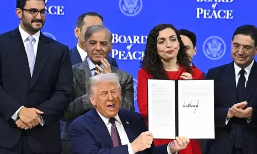 Trump ने बोर्ड ऑफ पीस लॉन्च किया, गाजा प्लान की रूपरेखा बताई Trump ने बोर्ड ऑफ पीस लॉन्च किया, गाजा प्लान की रूपरेखा बताई