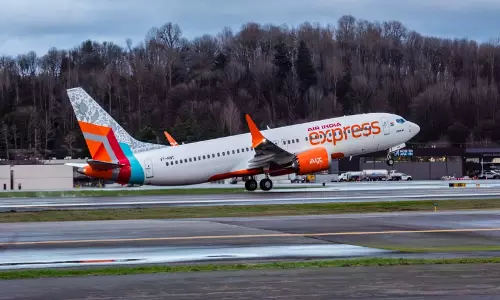 घरेलू कनेक्टिविटी को बढ़ावा देने के लिए Air India Express ने विंग्स इंडिया 2026 पुरस्कार जीता घरेलू कनेक्टिविटी को बढ़ावा देने के लिए Air India Express ने विंग्स इंडिया 2026 पुरस्कार जीता