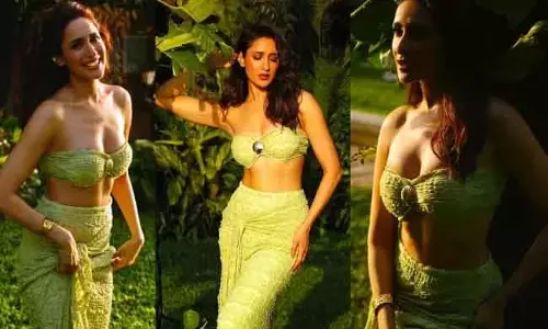 Pragya Jaiswal का सिजलिंग अवतार: ग्रीन ब्रैलेट में ढाया कहर Pragya Jaiswal का सिजलिंग अवतार: ग्रीन ब्रैलेट में ढाया कहर