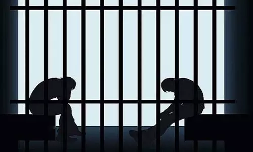 पति की Murder Case में पत्नी और दो बेटों को उम्रकैद की सज़ा सुनाई गई