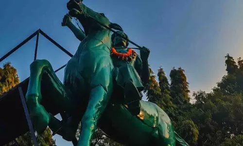 Sambalpur में वीर सुरेंद्र साई को उनकी जयंती पर श्रद्धांजलि दी गई