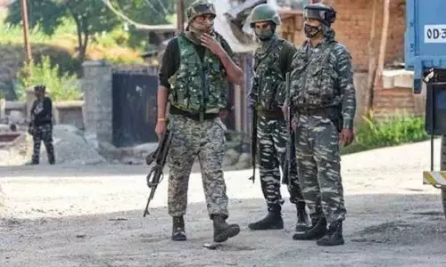 Jammu and Kashmir: कठुआ में पुलिस मुठभेड़ में पाकिस्तानी आतंकवादी मारा गया