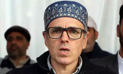Srinagar: मुख्यमंत्री ने आवश्यक सेवाओं की बहाली को बताया शीर्ष प्राथमिकता Srinagar: मुख्यमंत्री ने आवश्यक सेवाओं की बहाली को बताया शीर्ष प्राथमिकता