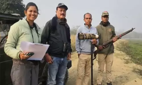 Pobitora में एशियाई जलपक्षियों की गणना Pobitora में एशियाई जलपक्षियों की गणना