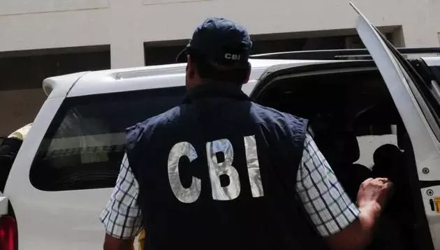 CBI ने रेलवे परियोजना में घूसखोरी पर लिया बड़ा एक्शन, चार गिरफ्तार CBI ने रेलवे परियोजना में घूसखोरी पर लिया बड़ा एक्शन, चार गिरफ्तार