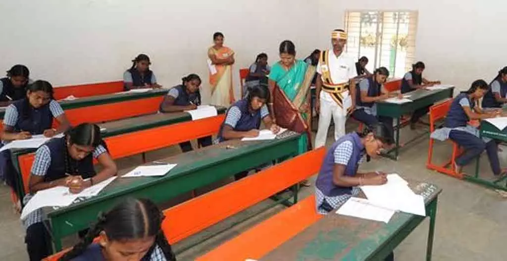 Plus 2 जनरल परीक्षा - रिजल्ट के साथ नाम लिस्ट जारी Plus 2 जनरल परीक्षा - रिजल्ट के साथ नाम लिस्ट जारी